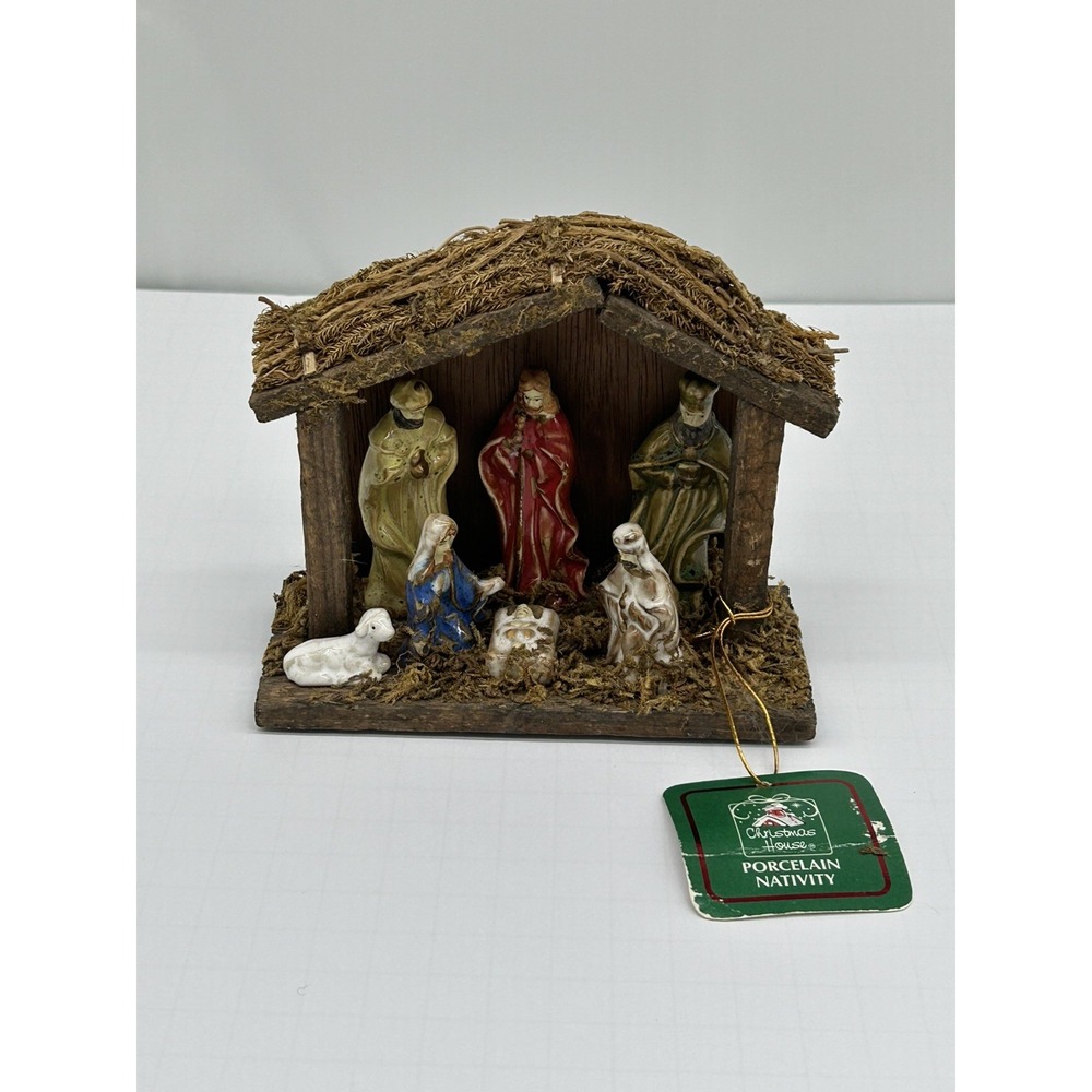 Christmas House Porcelain Nativity Wood Stable Moss Bark Holy Family Small NWT